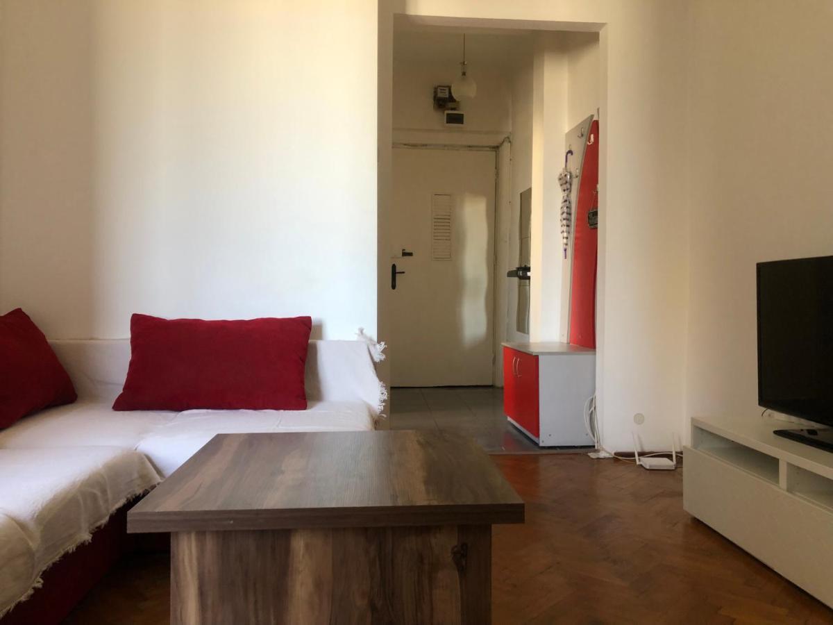 Lovely 1 Bedroom Apartment Close To Old Town Bucharest Exterior photo