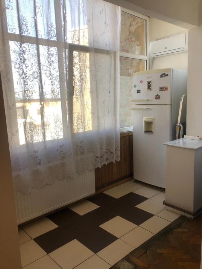 Lovely 1 Bedroom Apartment Close To Old Town Bucharest Exterior photo