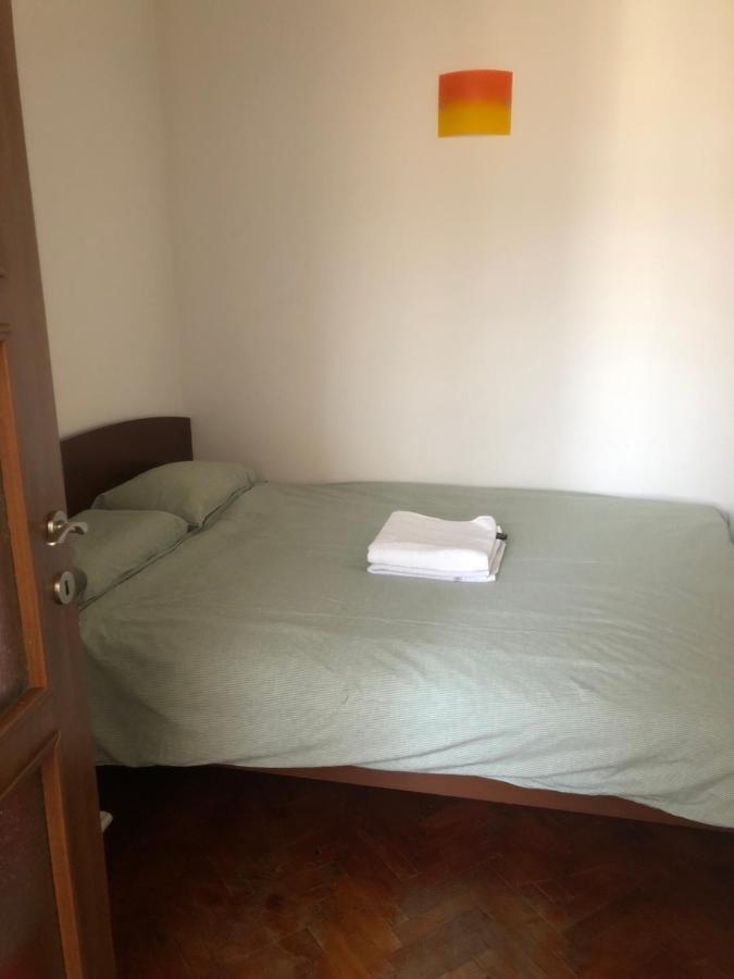 Lovely 1 Bedroom Apartment Close To Old Town Bucharest Exterior photo